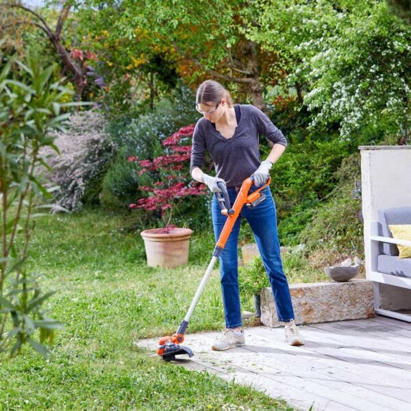 Coupe-Bordure Sans Fil 18V Li-ion + Taille Haie Sans Fil 550mm 18V Li-ion + 2xBatteries 18V 2Ah + Chargeur rapide 18V KORMAN – Image 4