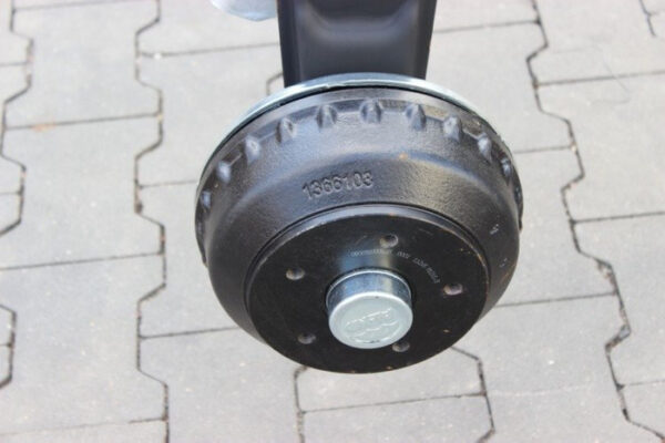 BRK -Essieu freiné AL-KO 1500 mm 1000 kg 5x112 W-PROOF tamoburs roulements étanches – Image 4